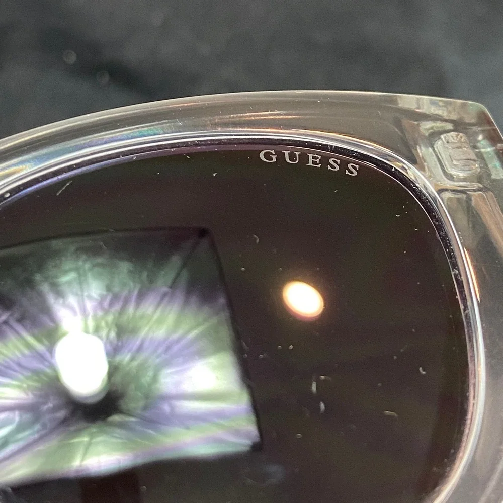 Guess GU7680 Sunglasses OS Gray Transparent Square Gradient Lenses